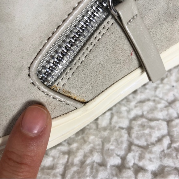 Steve Madden Grey Zipper Platformed Sneakers - Picture 4 of 5